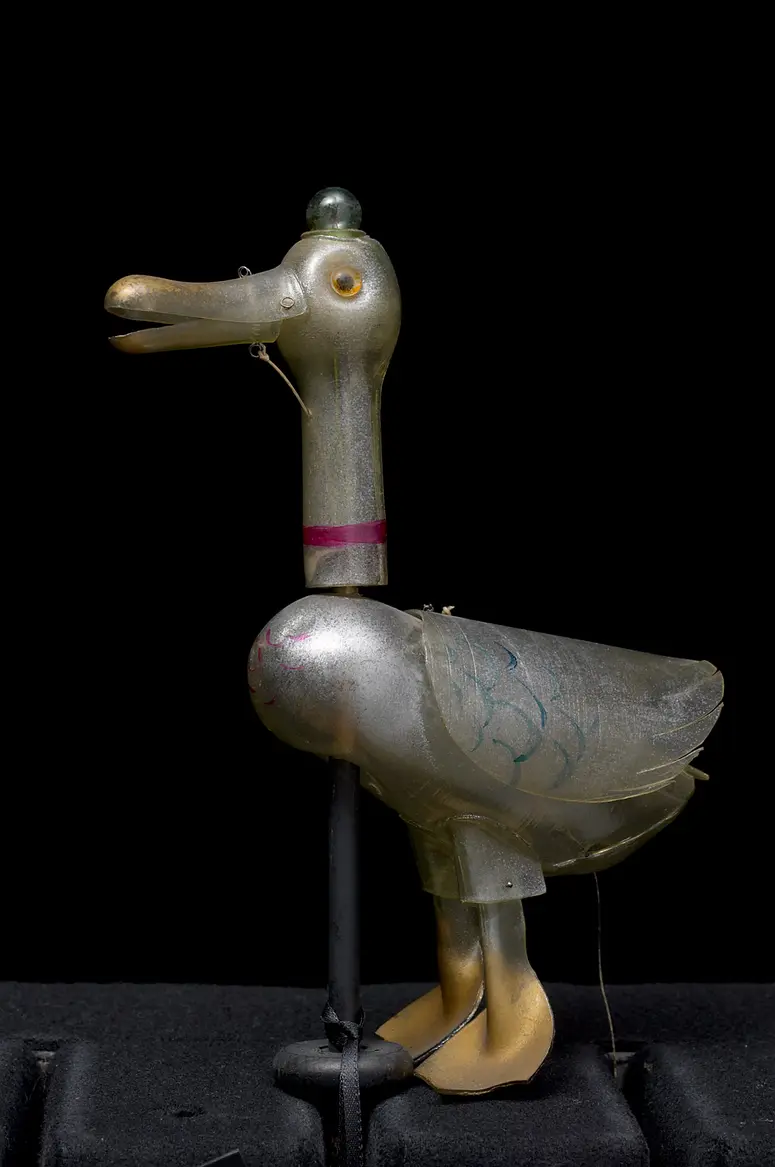 Ente, Verweis auf Stücktitel: Das Farbenklavier