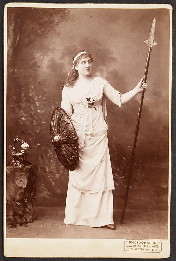 Stella Hohenfels