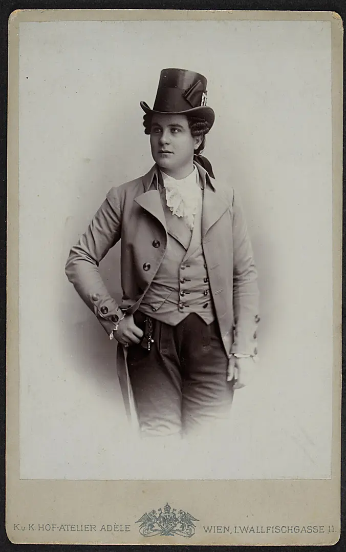 Franz Naval, Verweis auf Stücktitel: Werther