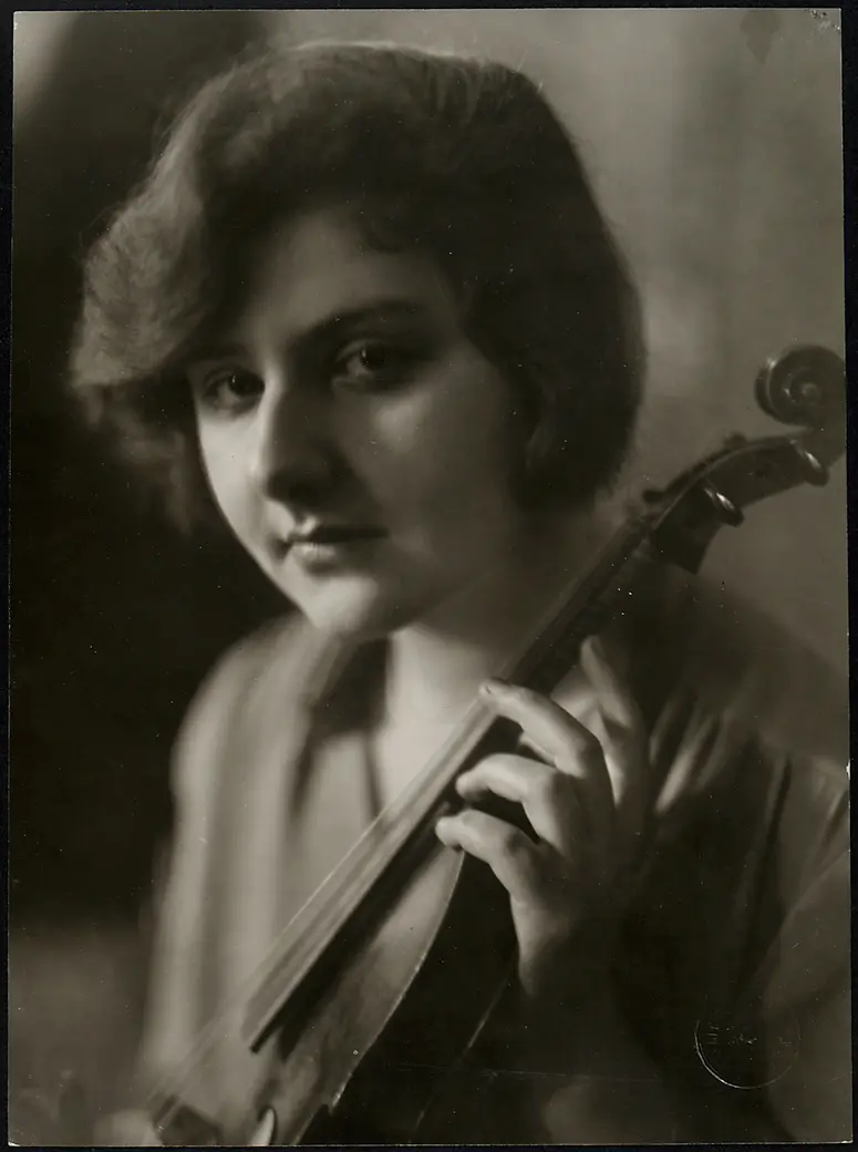 Alma Rose
