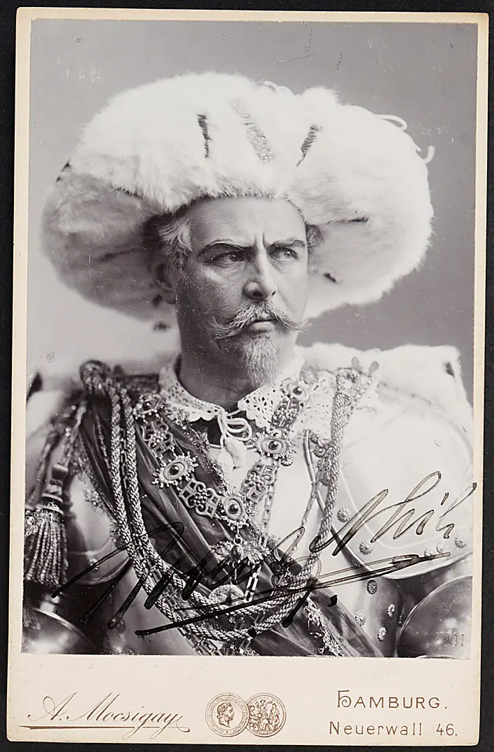 Robert Nhil