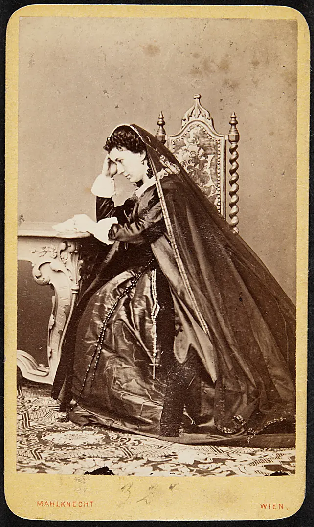 Charlotte Wolter
