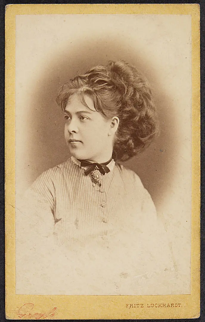 Caroline Charles-Hirsch