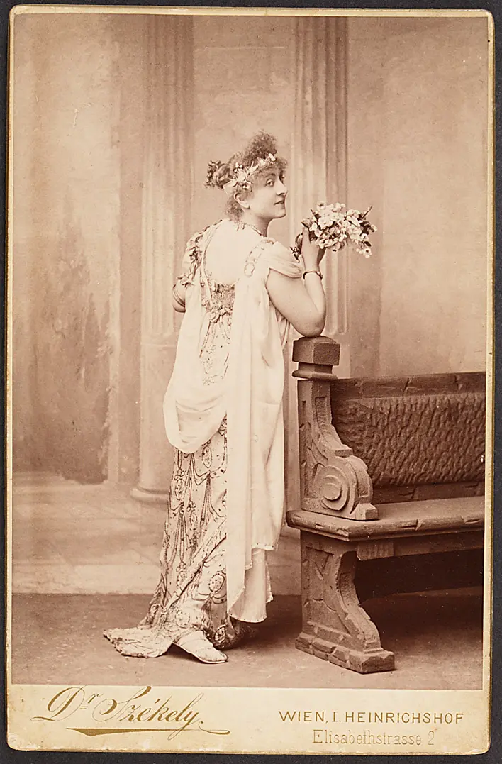 Stella Hohenfels
