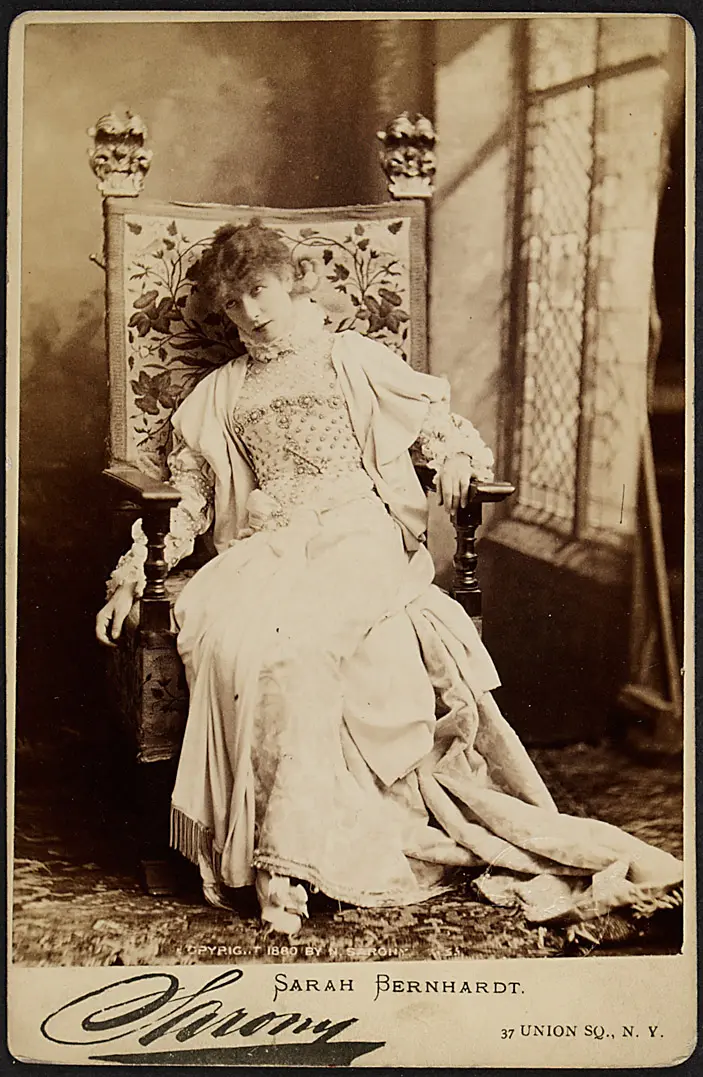 Sarah Bernhardt, Verweis auf Stücktitel: Die Kameliendame