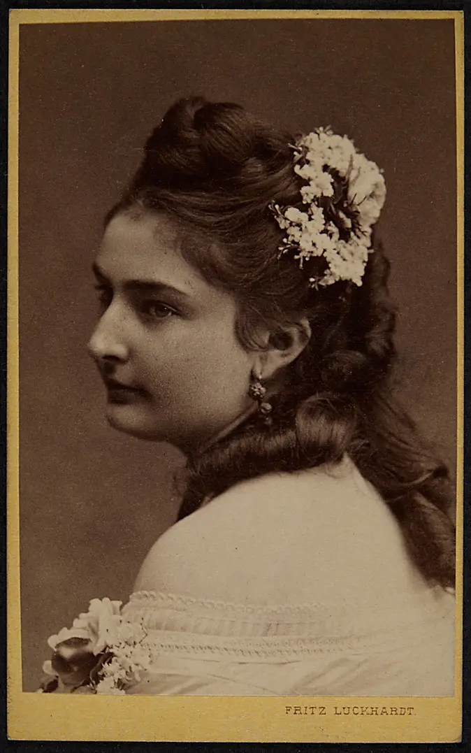 Mlle. Guillaume