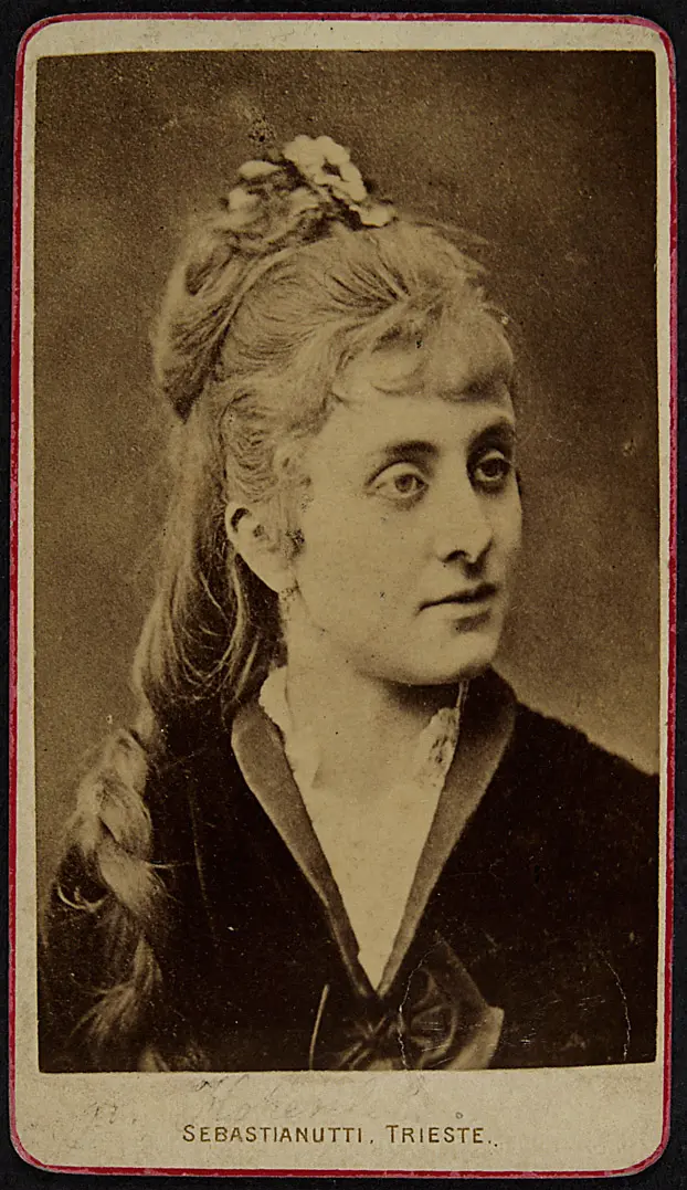 Stella Hohenfels