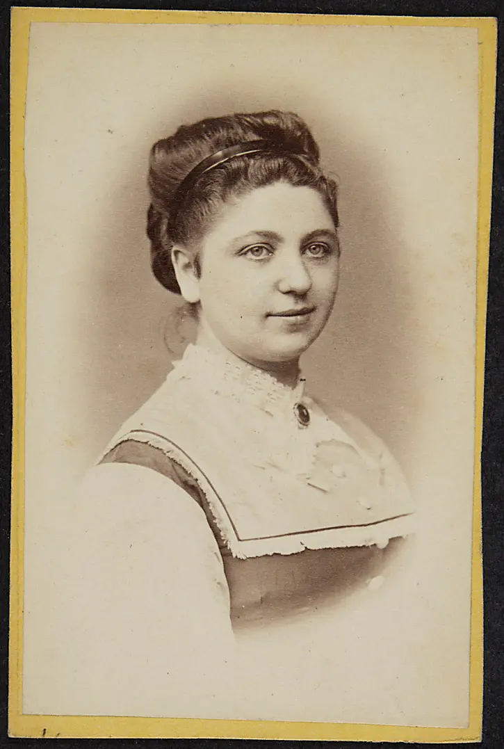 Anna Kratz