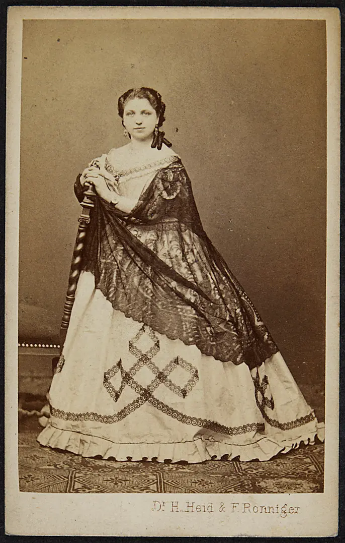 Anna Kratz