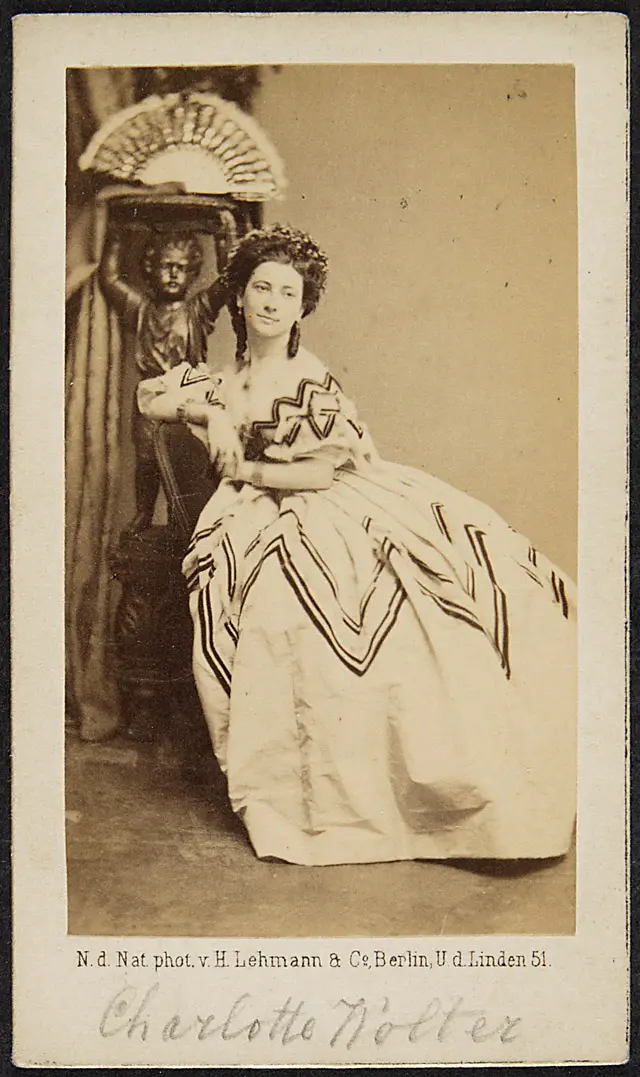 Charlotte Wolter
