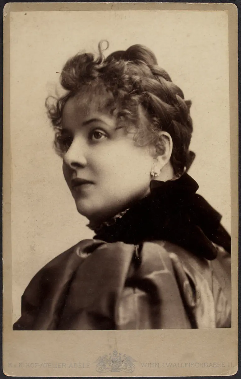 Marie Pivary