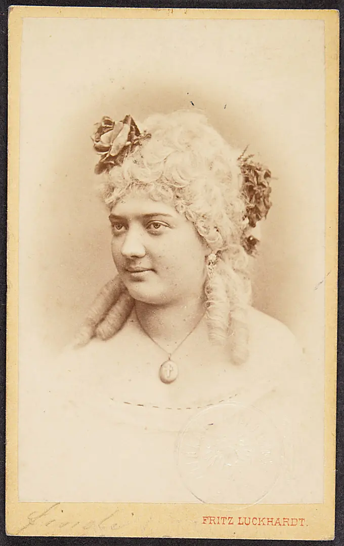 Caroline Finaly