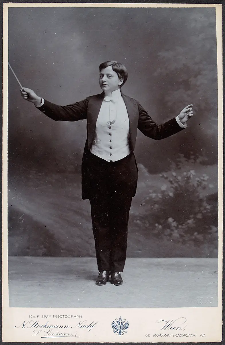 Mimi Marlow