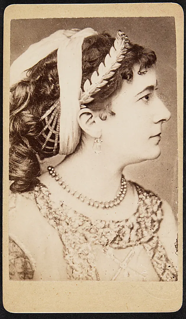 Charlotte Wolter