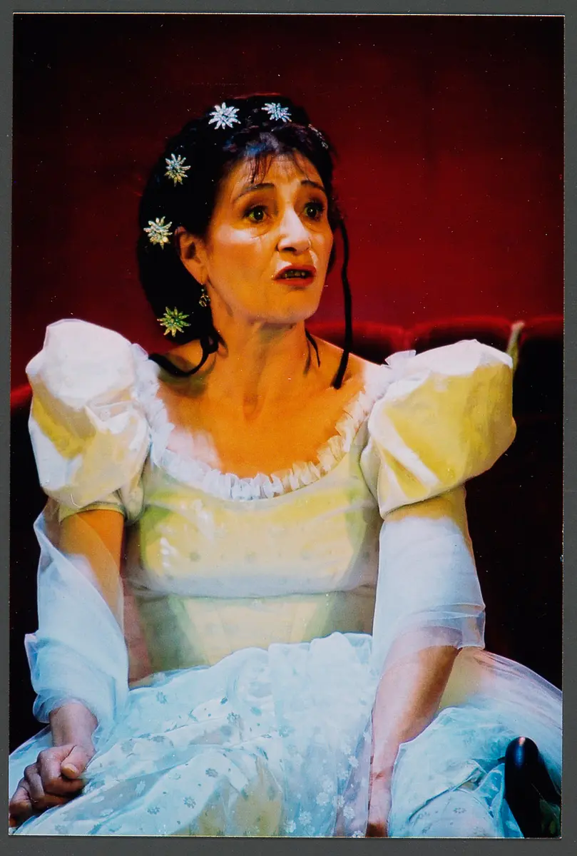 Barbara Nüsse, Verweis auf Stücktitel: Mayerling