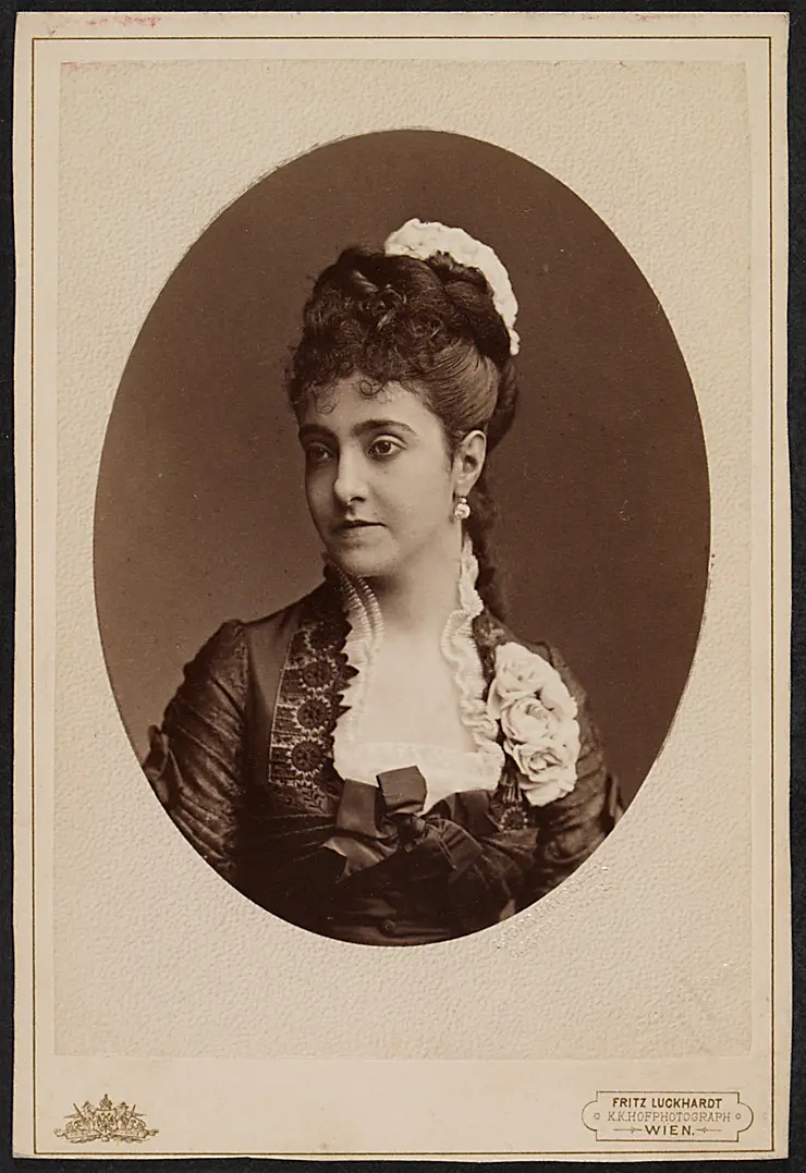 Adelina Patti