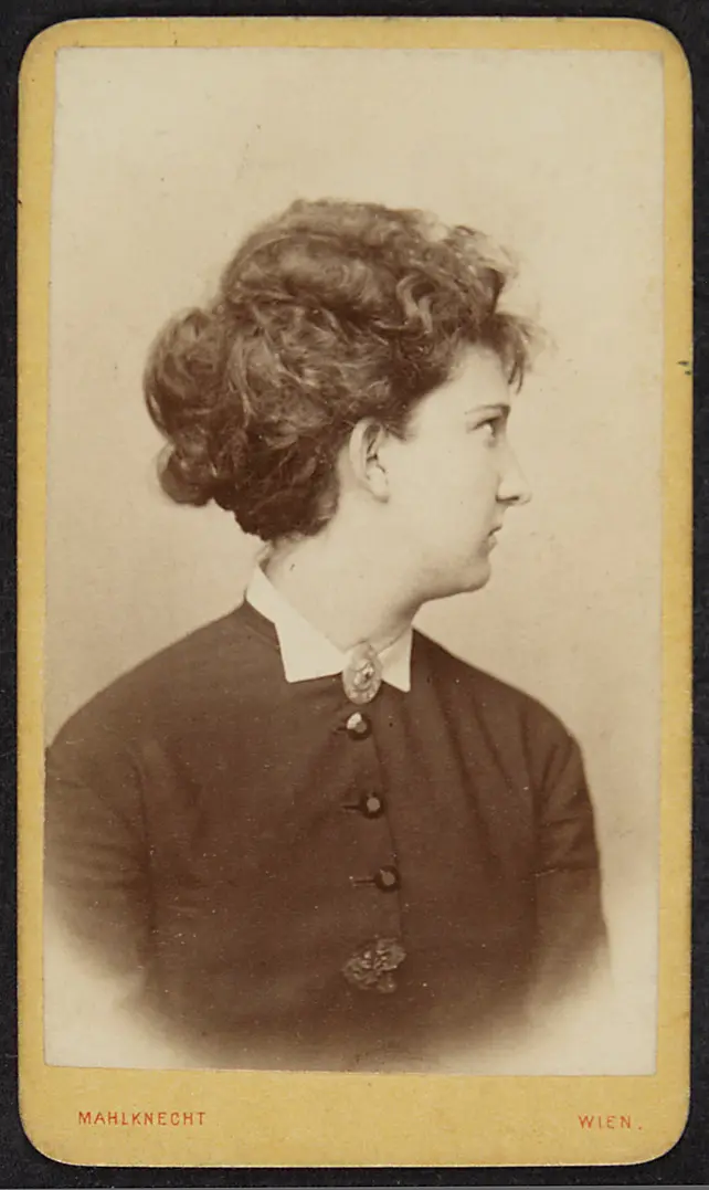 Laura Schubert