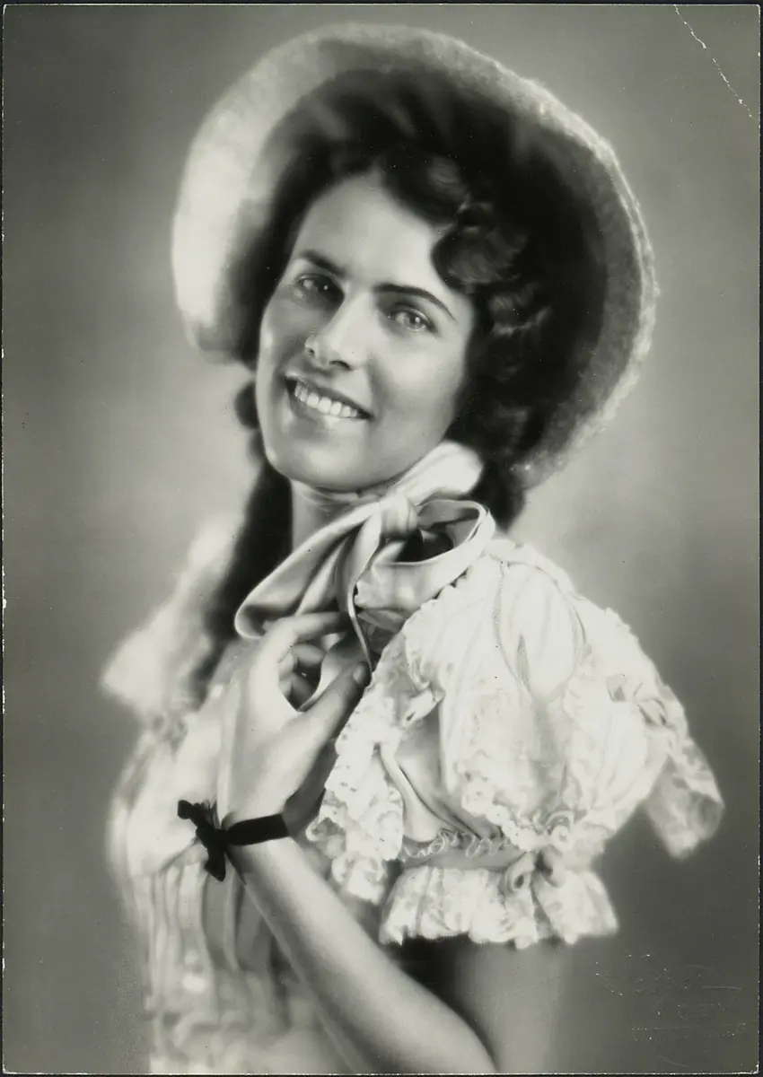 Luise Helletsgruber