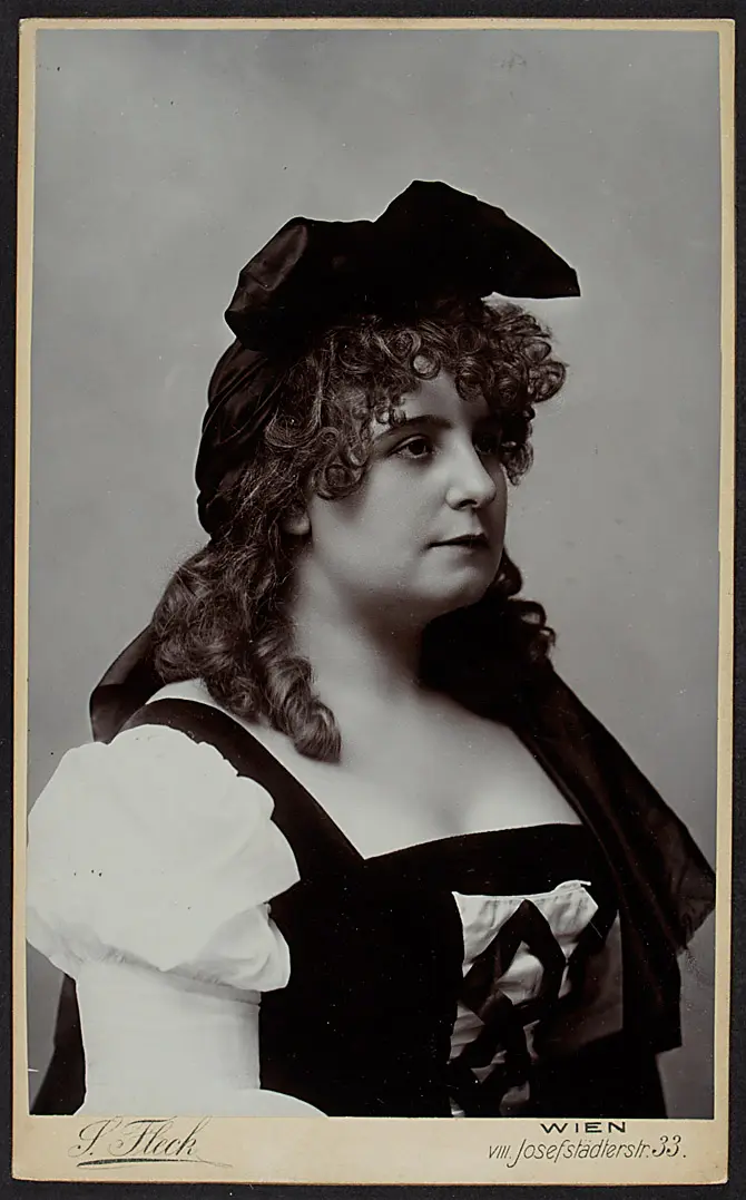 Minnie Milton