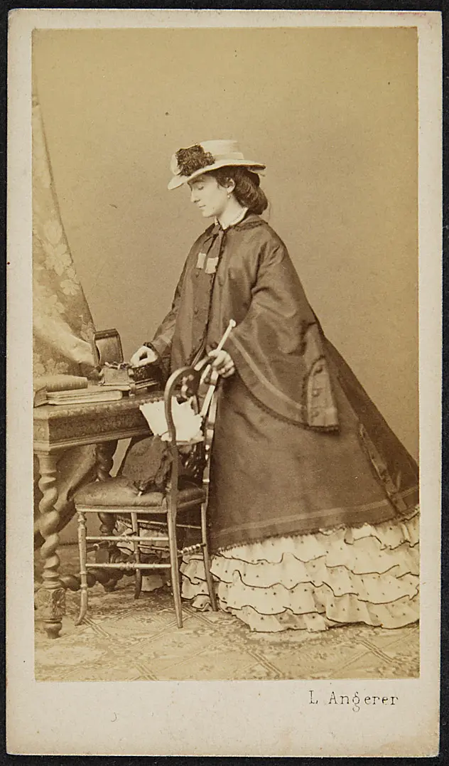 Charlotte Wolter