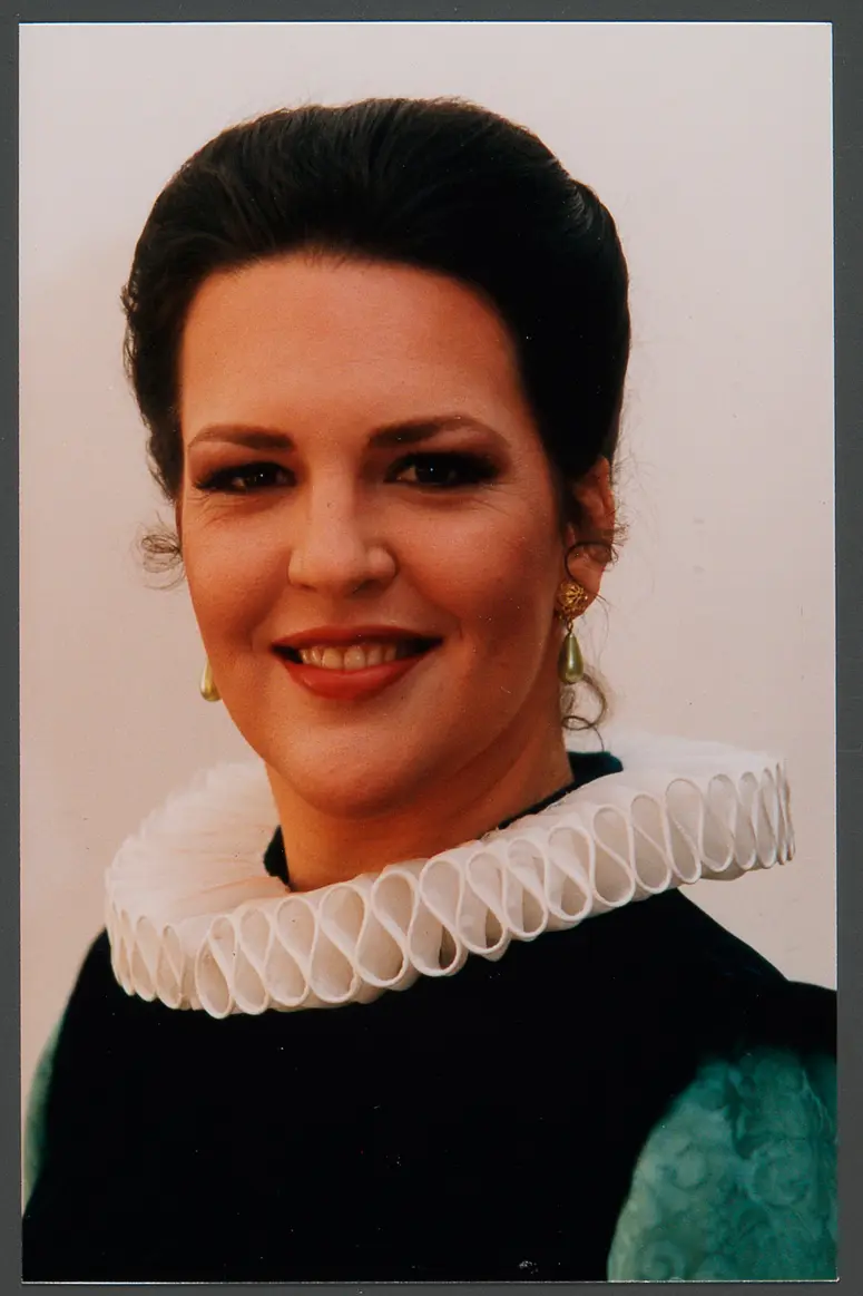 Adrianne Pieczonka, Verweis auf Stücktitel: Gesualdo