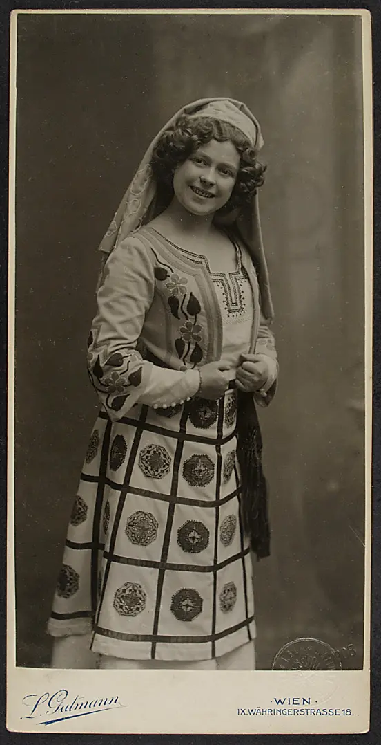 Louise Kartousch