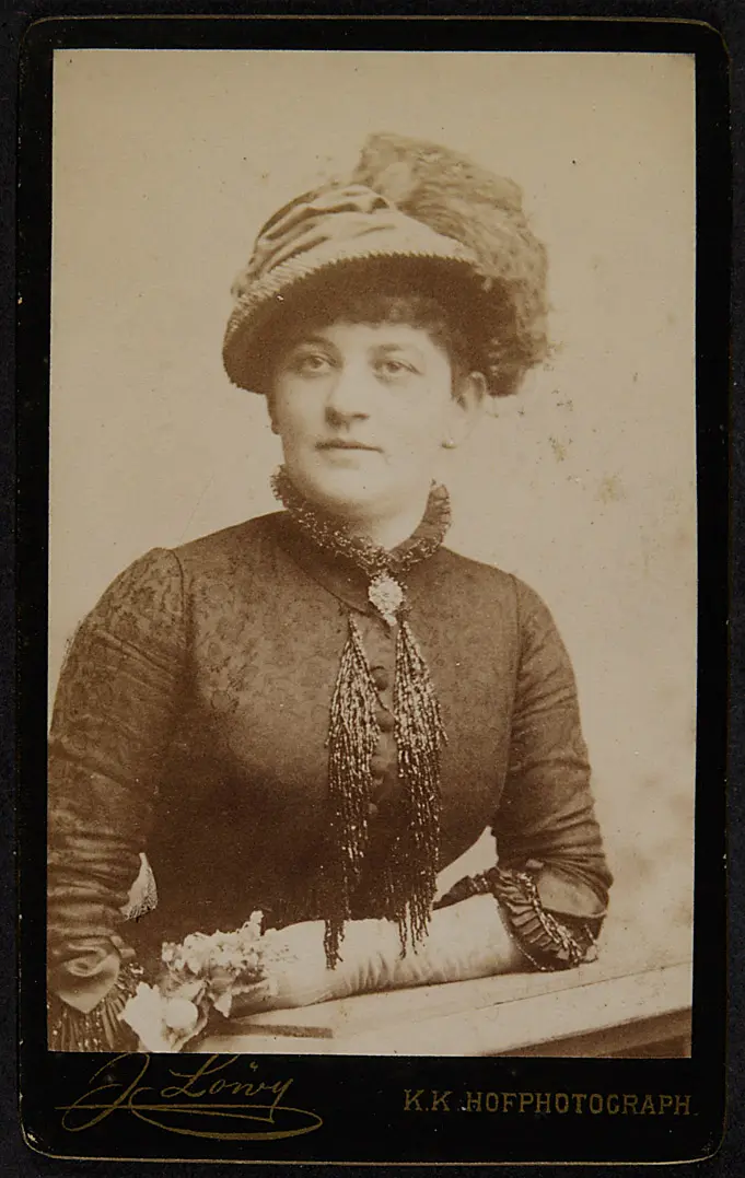 Laura Jona