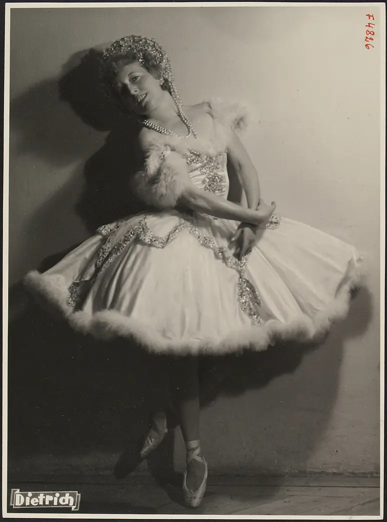 Adele Krausenecker