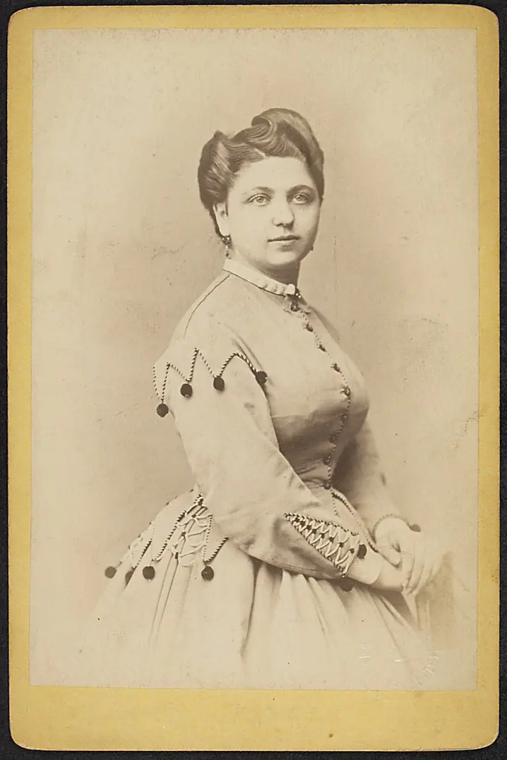 Anna Kratz
