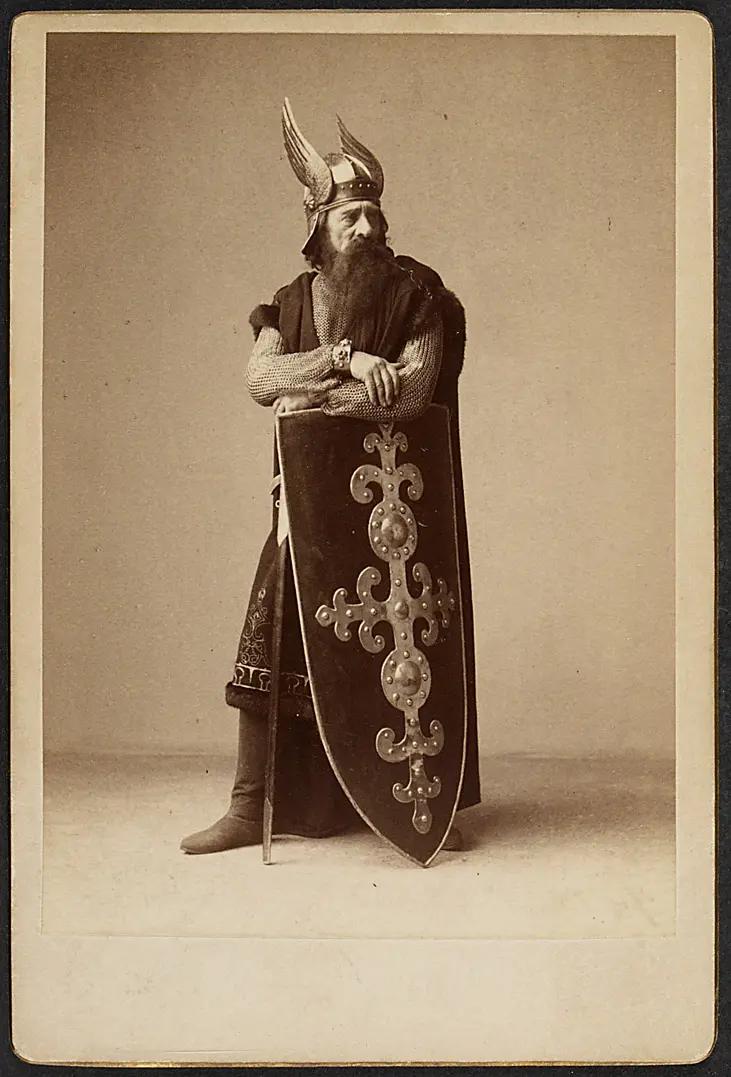 Ludwig Gabillon, Verweis auf Stücktitel: Die Nibelungen