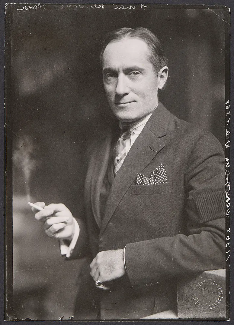 Maurice Decobra