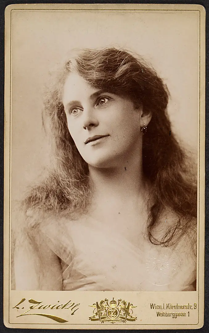 Emma Allesch