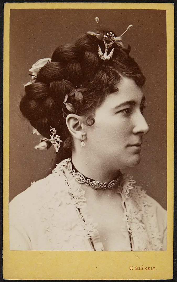 Charlotte Wolter