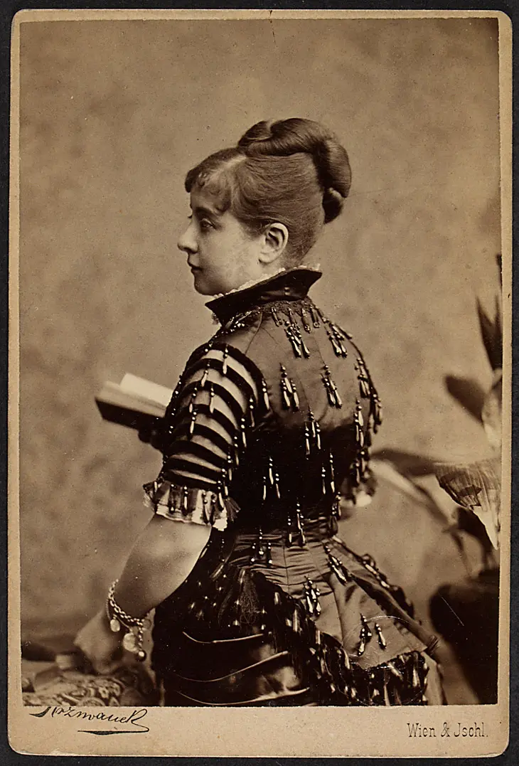 Pauline Lucca