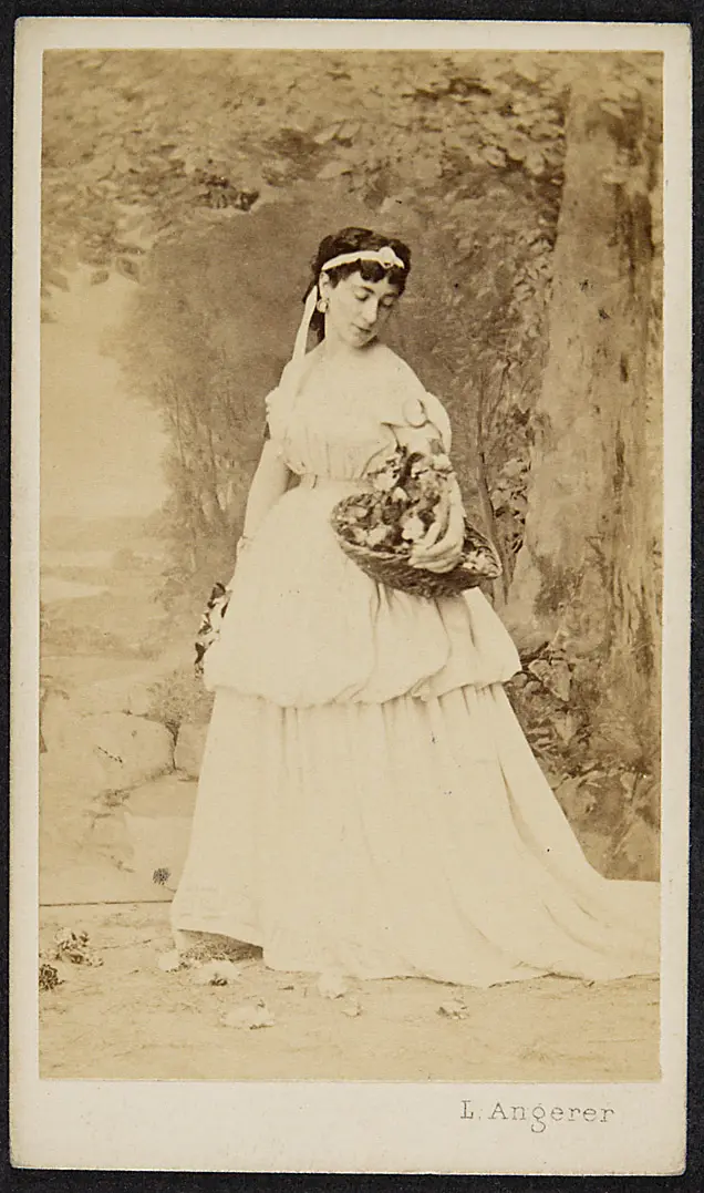 Charlotte Wolter