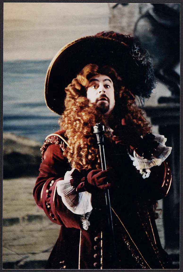Carlos Alvarez