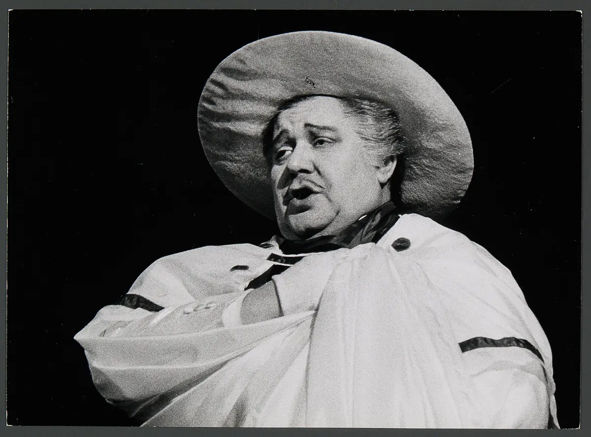 Herbert Propst, Verweis auf Stücktitel: Operette