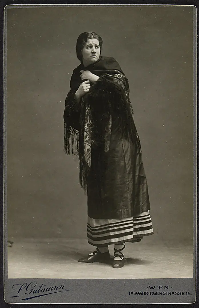 Gabriele von Leskyn, Verweis auf Stücktitel: Carmen