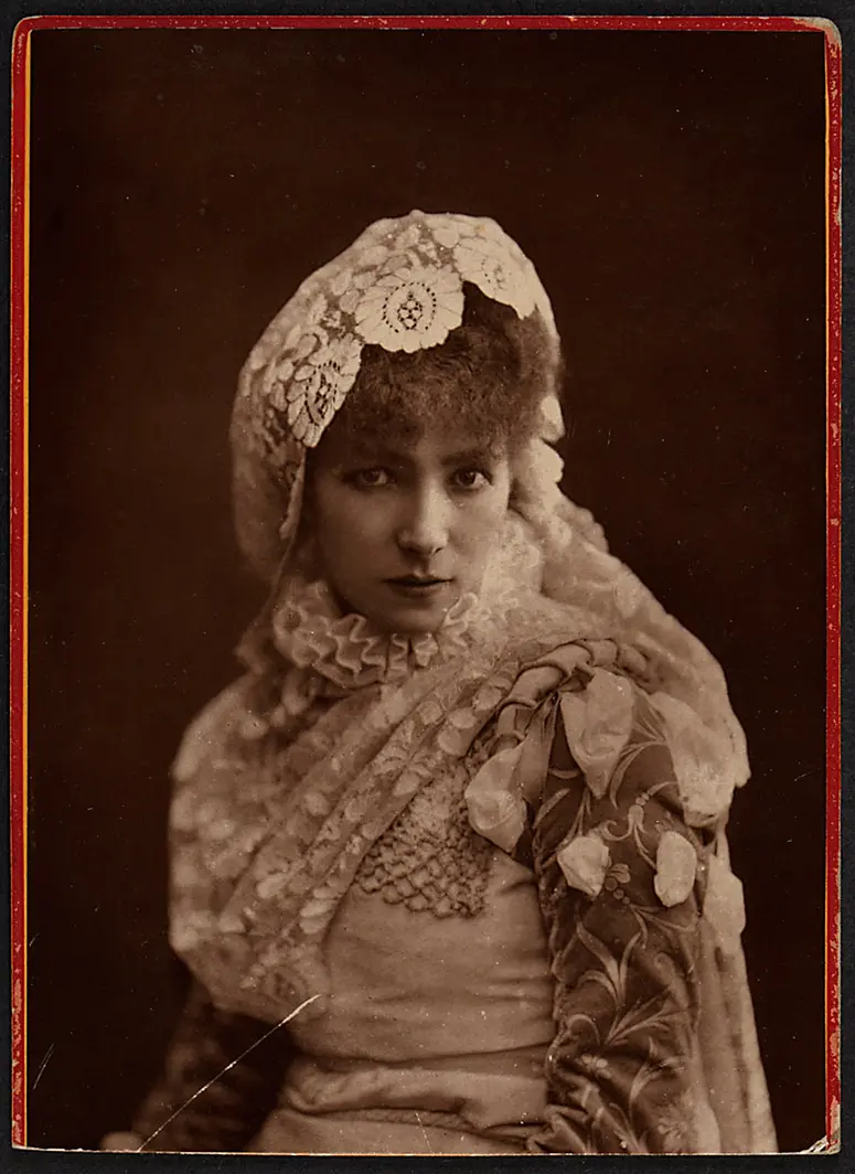 Sarah Bernhardt, Verweis auf Stücktitel: Hernani