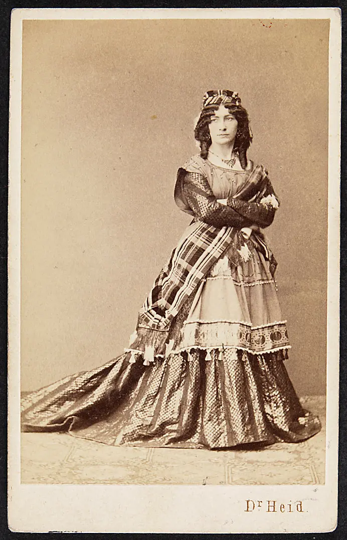 Charlotte Wolter