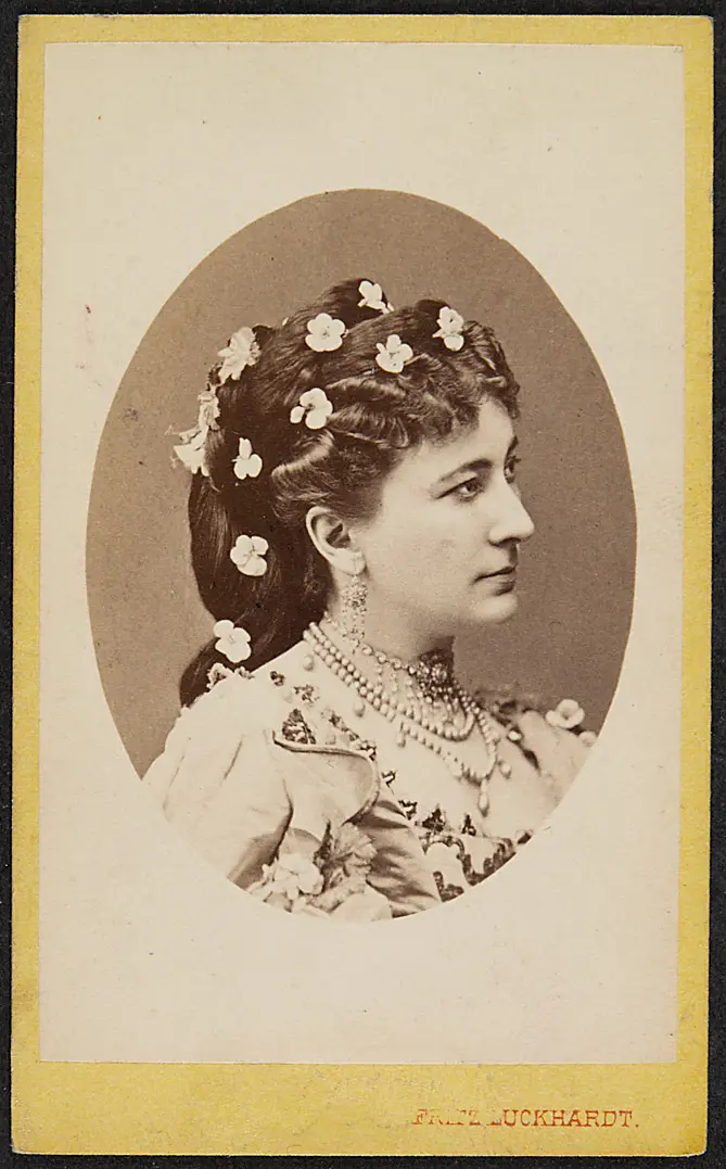 Charlotte Wolter