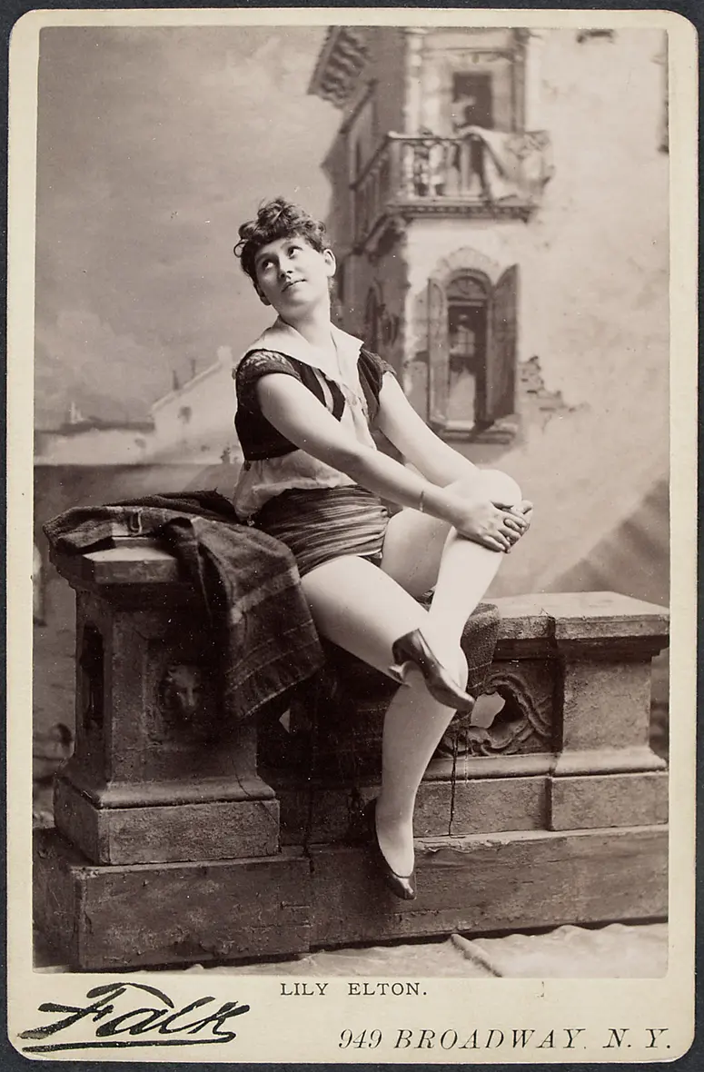 Lily Elton