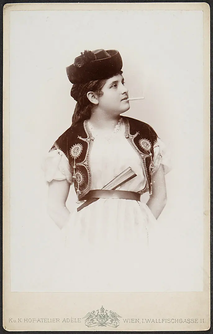 Marie Renard, Verweis auf Stücktitel: Carmen