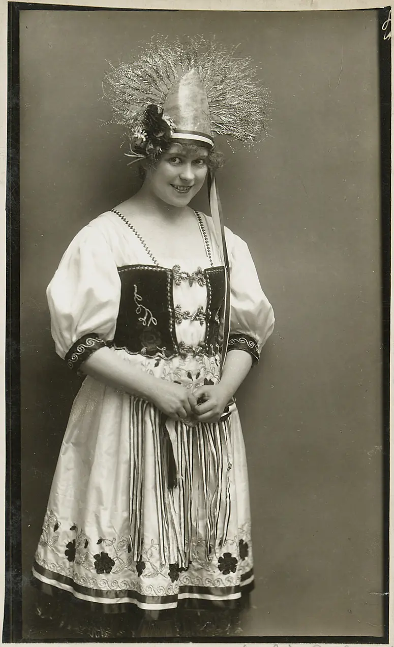 Louise Kartousch