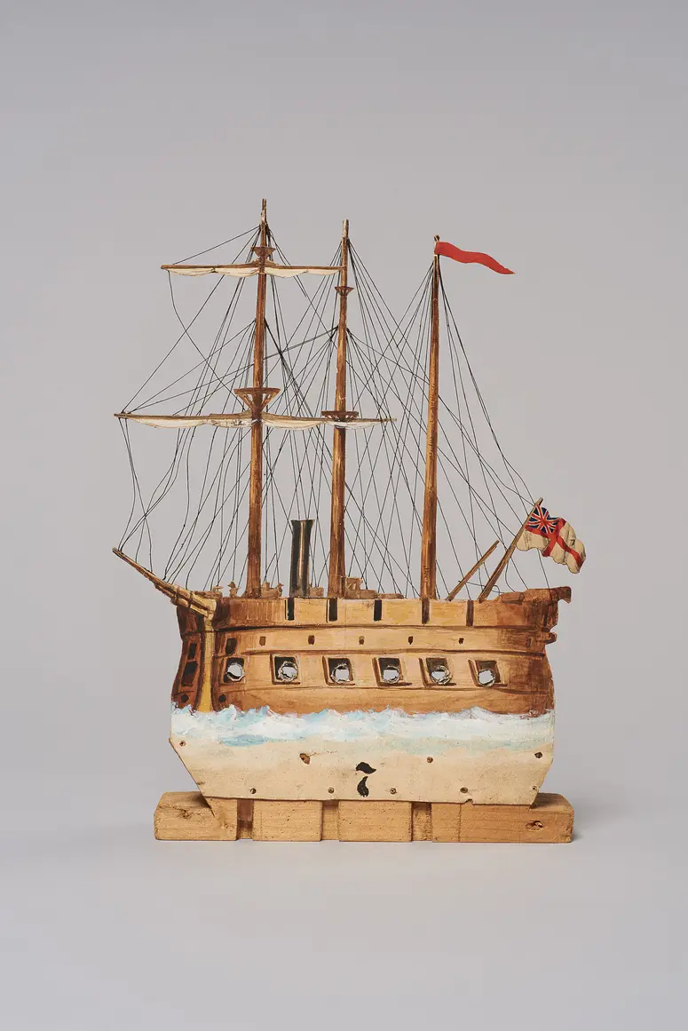 Kriegsschiff
