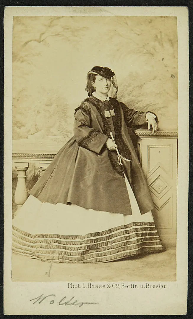 Charlotte Wolter