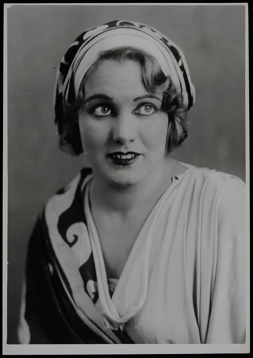 Maria Reining, Verweis auf Stücktitel: Der Bettler Namenlos