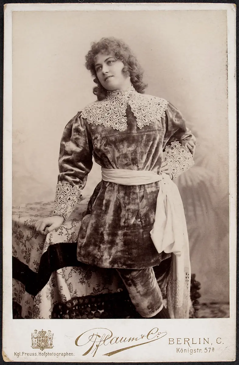 unbekannte Dame