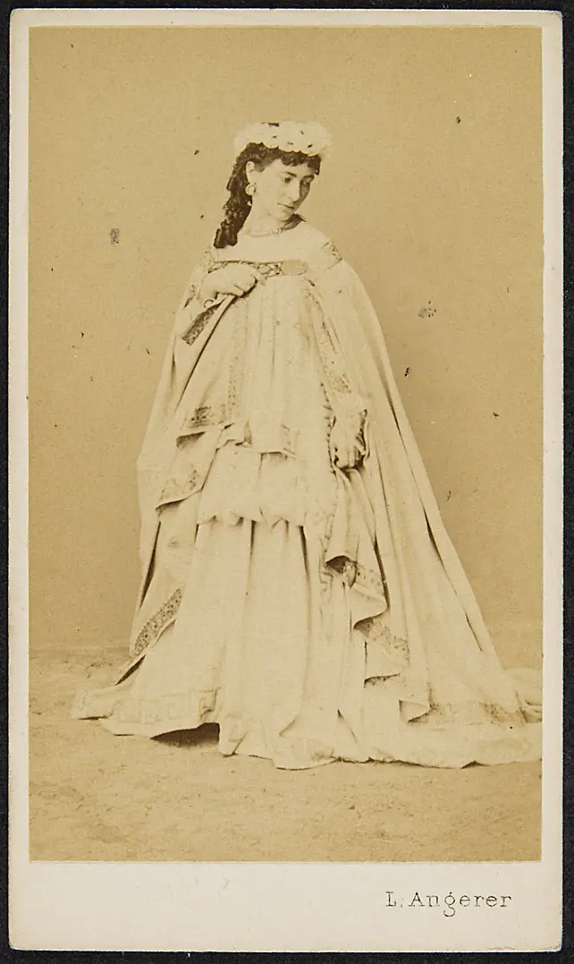 Charlotte Wolter