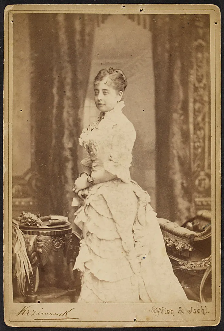 Pauline Lucca